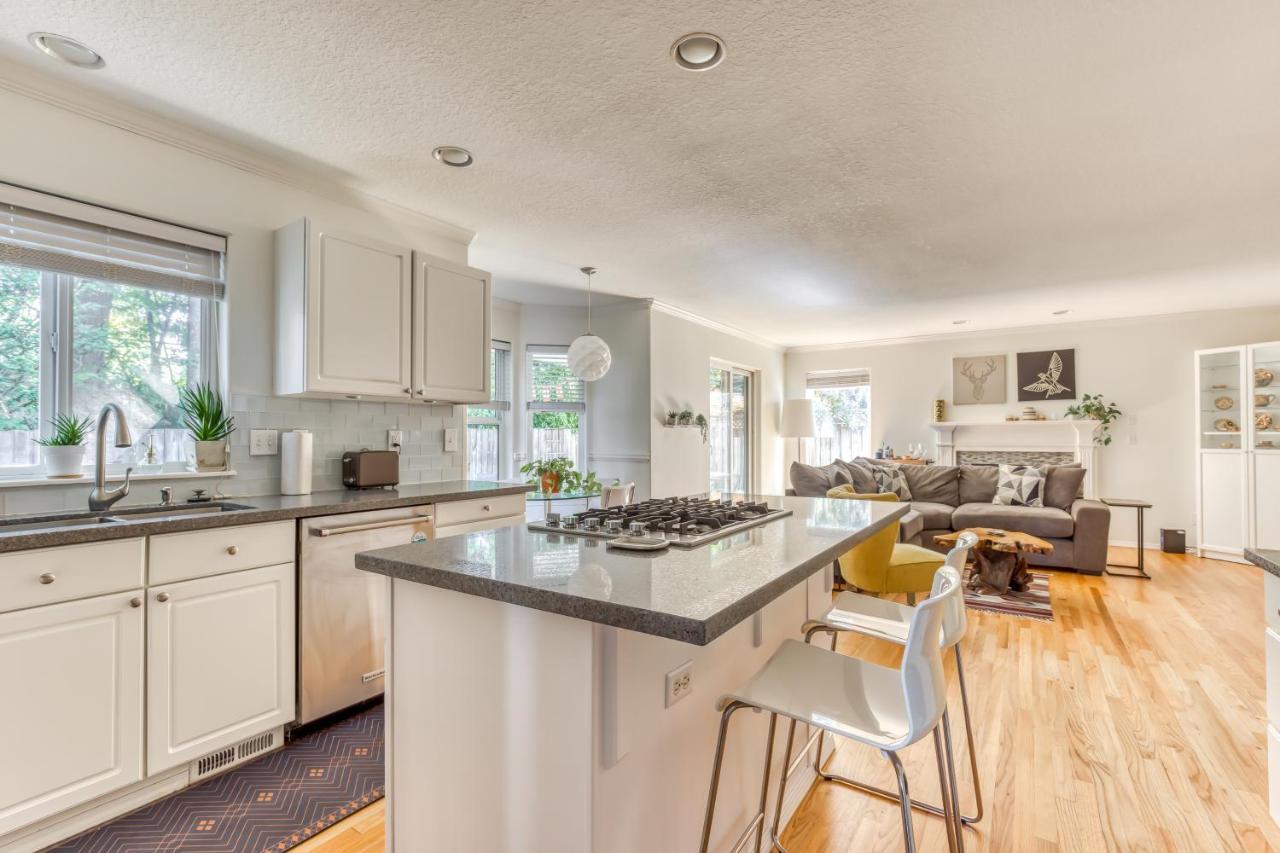 Raleigh Hills Retreat Holiday home *